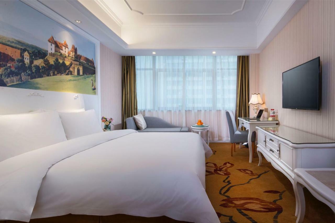 Vienna International Hotel Fenghua Zhongshan Road Екстериор снимка