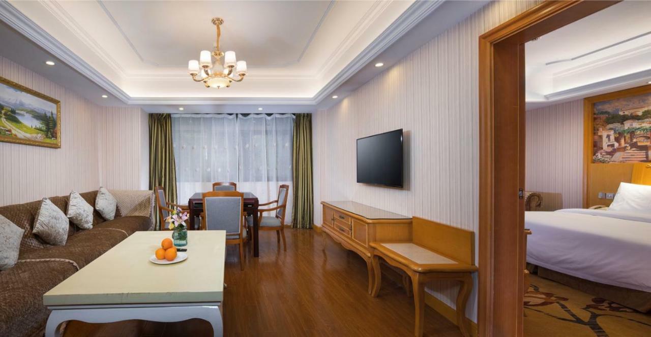 Vienna International Hotel Fenghua Zhongshan Road Екстериор снимка