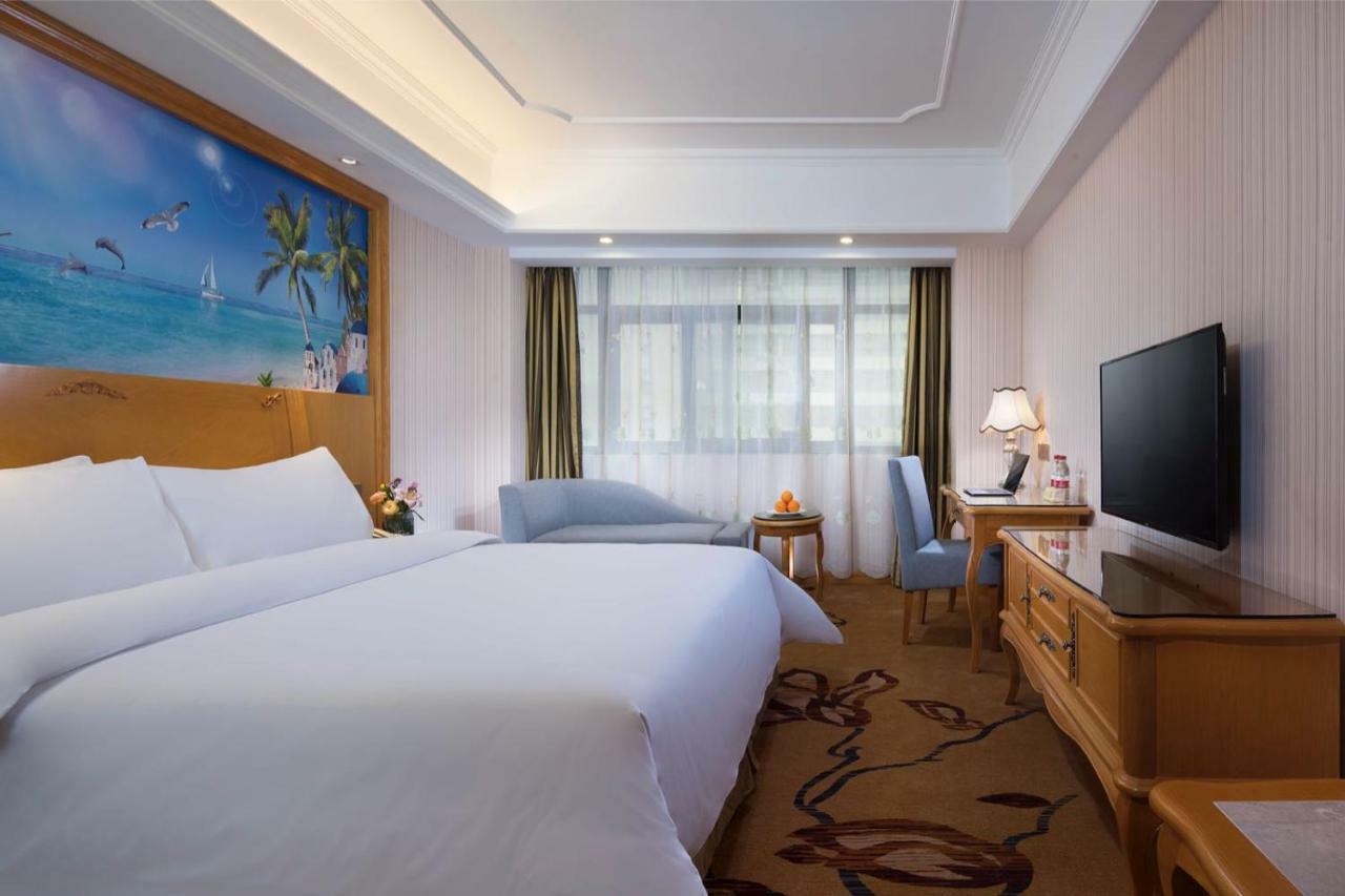 Vienna International Hotel Fenghua Zhongshan Road Екстериор снимка