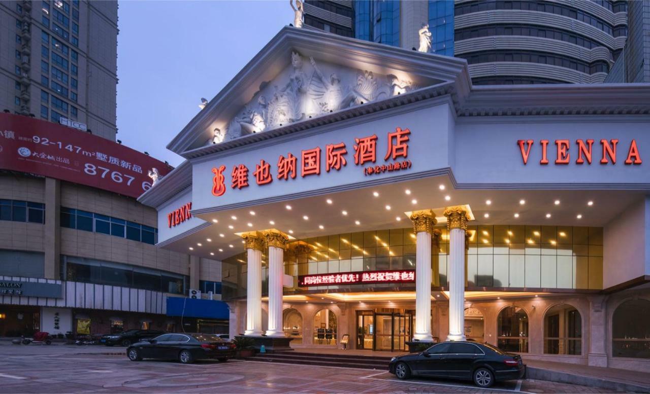 Vienna International Hotel Fenghua Zhongshan Road Екстериор снимка